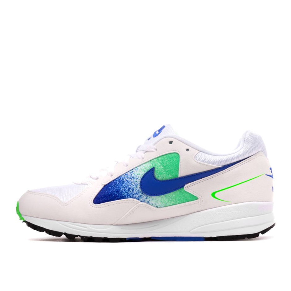 Air Skylon II White Hyper Royal Green Strike Klekt