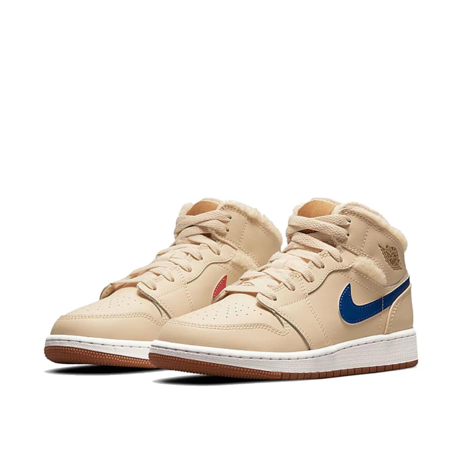 1 Mid Fleece Pearl White (GS) Klekt