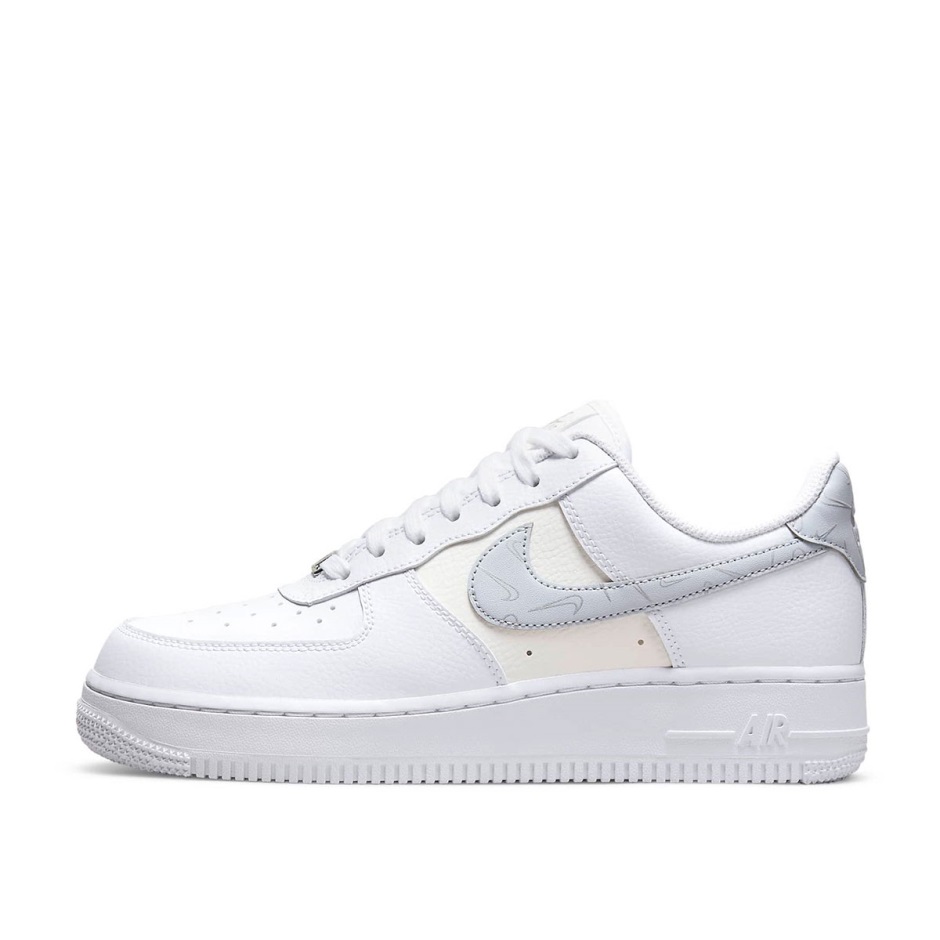 Klekt Wmns Air Force 1 07 Mini Swooshes λευκό πανί μεταλλικό ασημί καθαρή πλατίνα