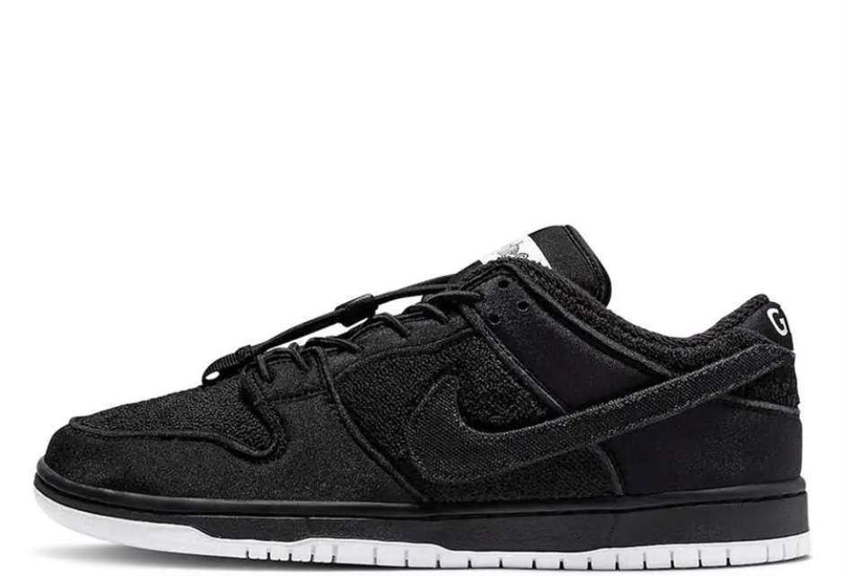 Klekt x Gnarhunters Dunk Low Black