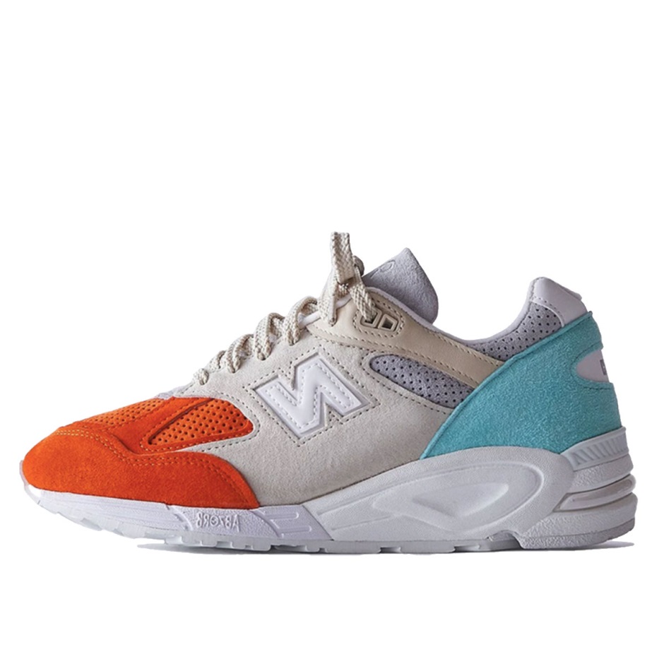 x Kith 990v2 Cyclades Klekt